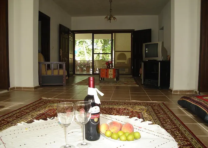 Begonville Koycegiz (Mugla)