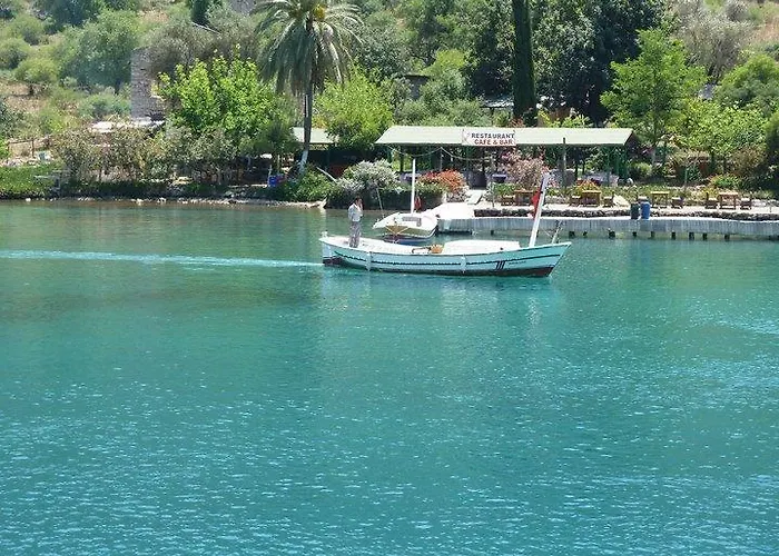 Begonville Koycegiz (Mugla)