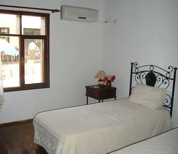 Begonville Koycegiz (Mugla)